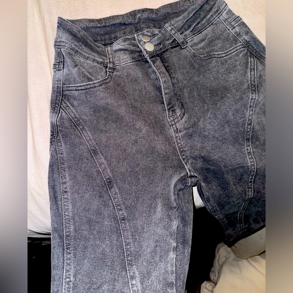 Black Jeans (SHEIN’s brand: DAZY) - Picture 3 of 9